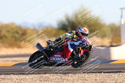 media/Dec-07-2024-CVMA (Sat) [[21c5f1ef85]]/Race 11-Amateur Supersport Open/